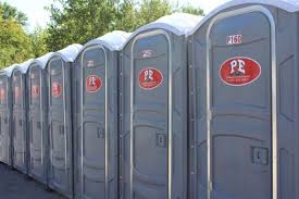 Best VIP or Luxury Restroom Trailers  in Windsor, VA
